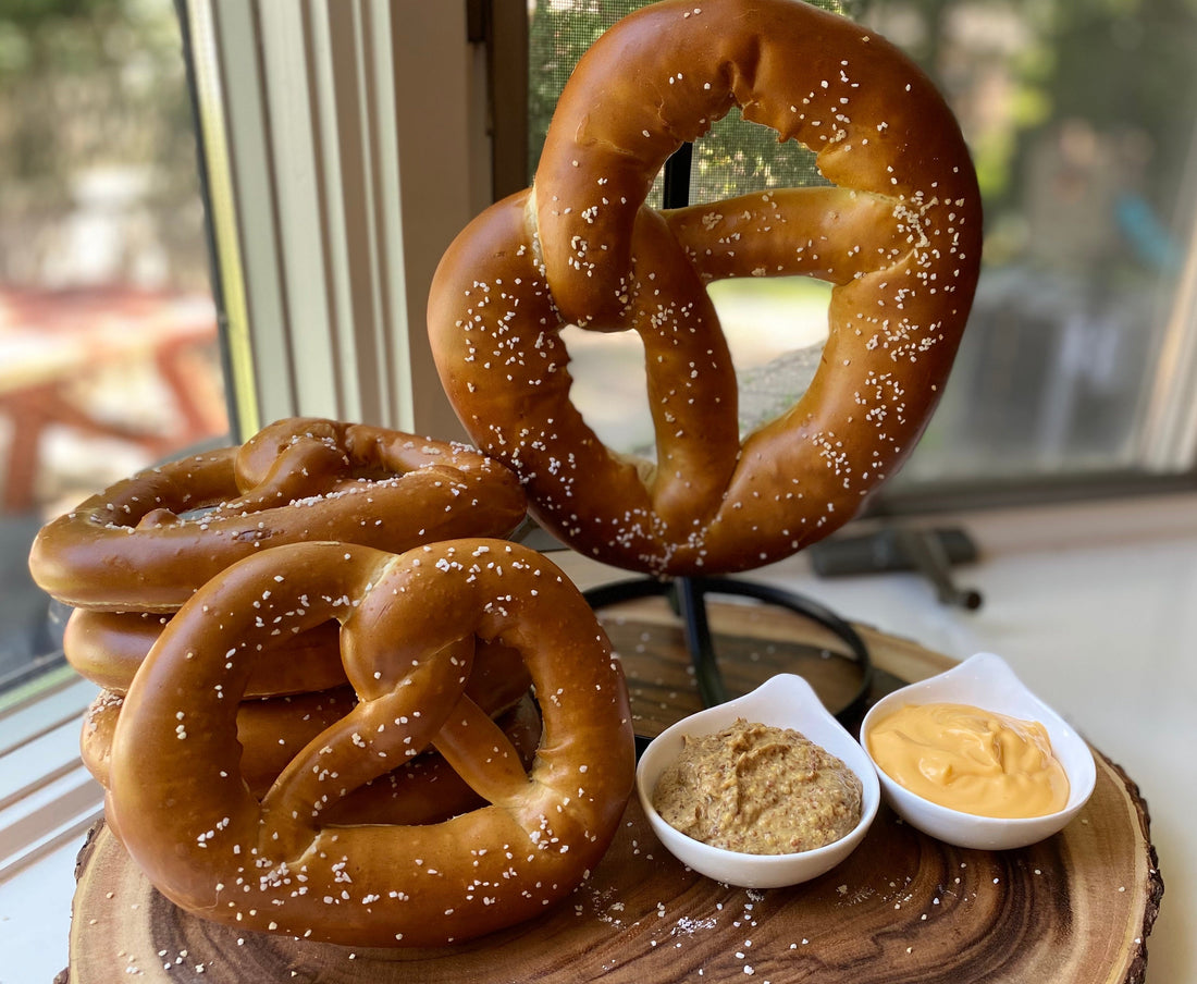 Fan Favorites Bavarian Soft Pretzel Gift Pack