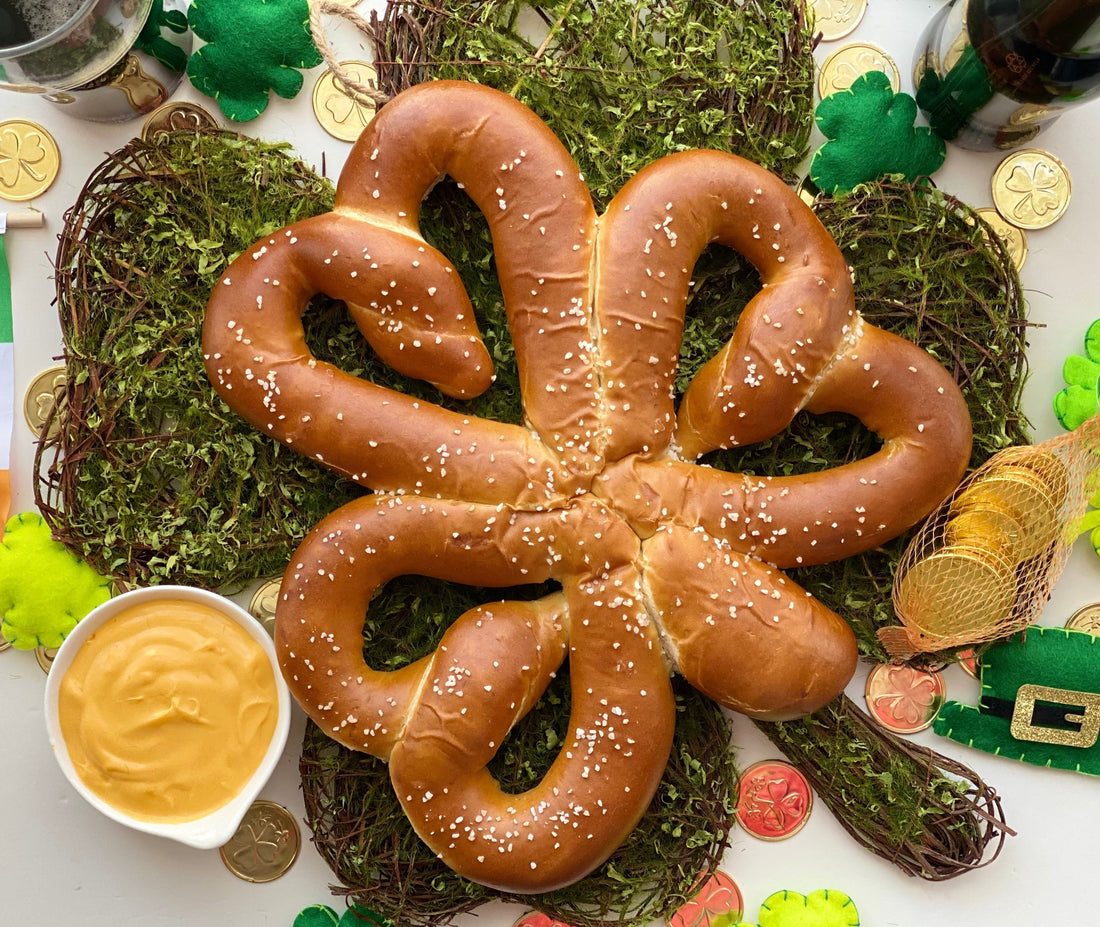 1lb Shamrock Bavarian Soft Pretzel Gift Pack